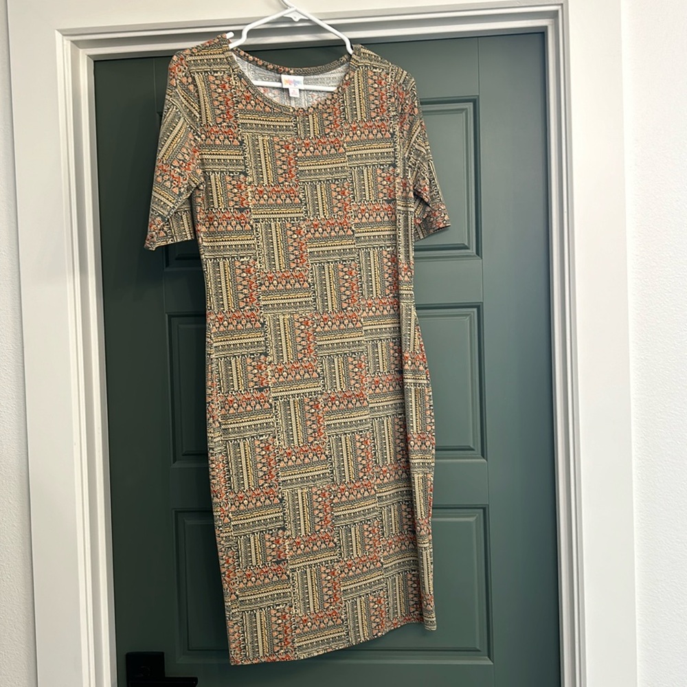 Fitted sundress with Aztec print